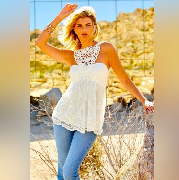 Boston Proper Tops - NWOT Boston Proper Cream Lace Tank Top